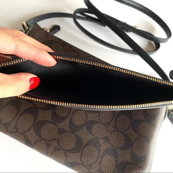 🚫SOLD🚫 NWT Coach F52657 East West Crossbody Bag - Picture 5 of 7